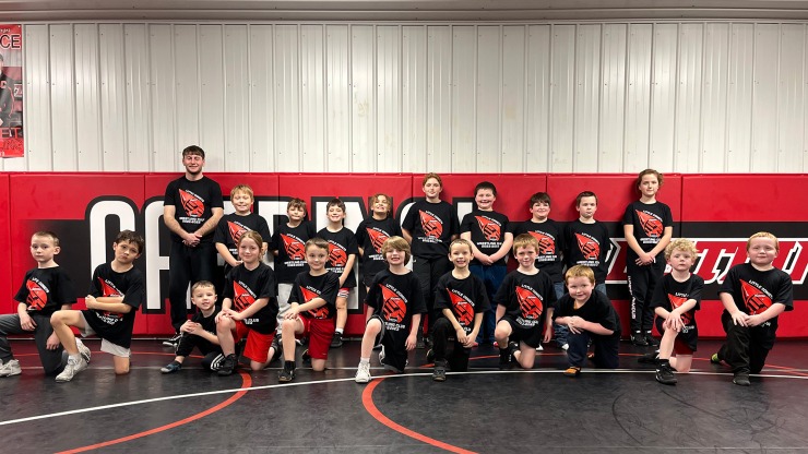 Little Comets Wrestling club and Coach Swafford.